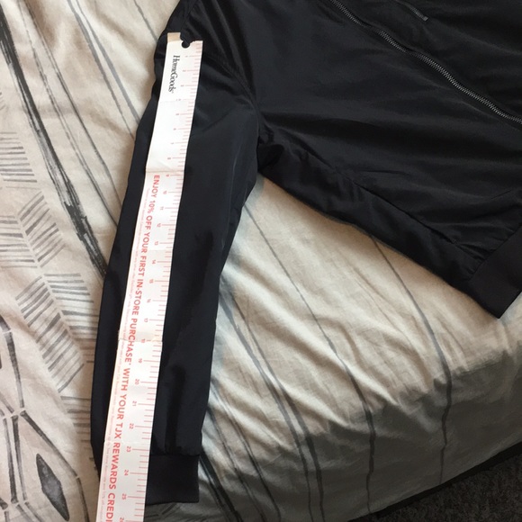 Bomber jacket - Picture 3 of 5